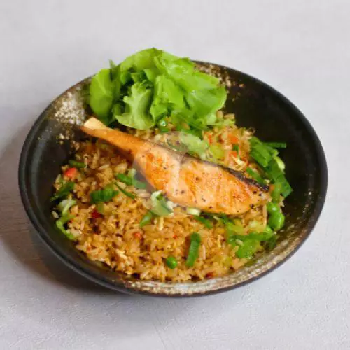 Nasi Goreng Salmon